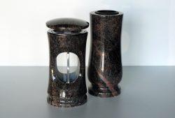 váza lampa kámen